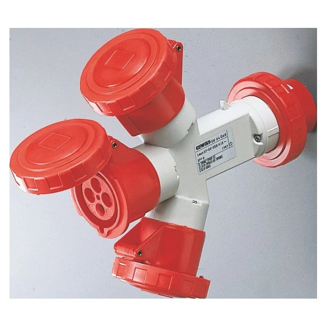 Moltiplicatore Mobile Gewiss 3 Uscite IP67 Spina 16A 3 Prese 3P+N+T 400V Rosso – GW64028