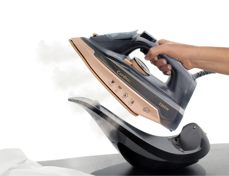 ferro da stiro 2 in 1 cordless 'db8030' 2200 watt