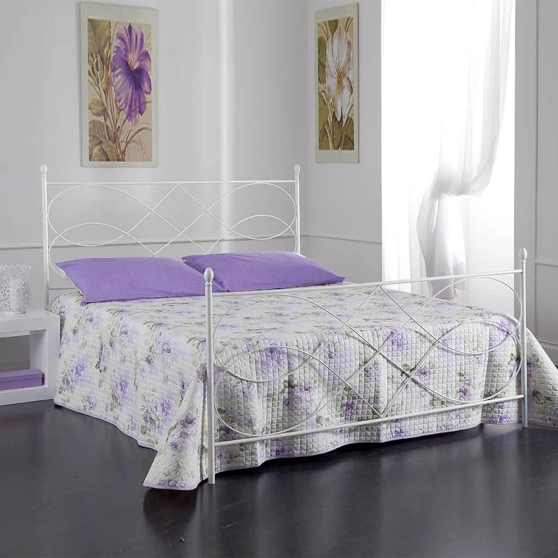 Letto in ferro matrimoniale con pediera SOSPIRO Bianco 166x208x h128 cm