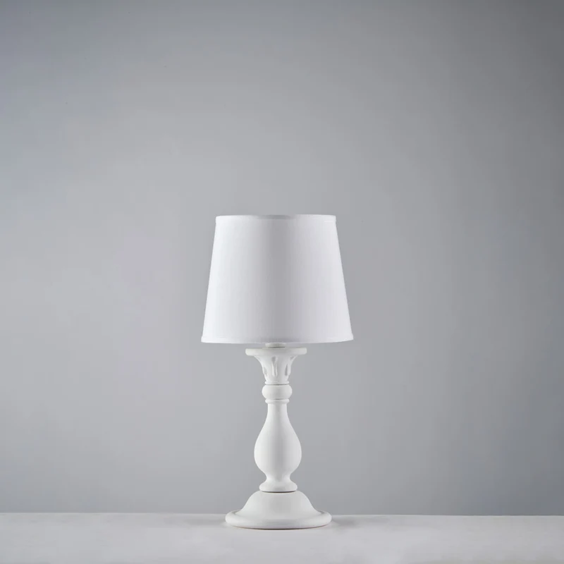 Lumetto in legno bianco shabby 1 luce con paralume dm.20 H.39 - Ø20