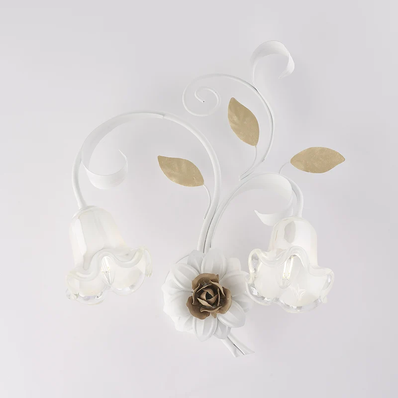Applique in ferro laccato bianco shabby 2 luci H.47 - L.42 - P.20