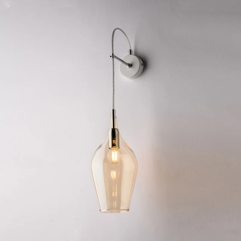 Applique in ferro e vetro ambra Pyrex, 1 luce – Ampolla