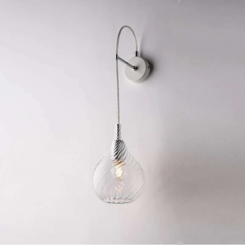 Applique in ferro vetro pyrex rigato, 1 luce, H.60 L.14 P.21