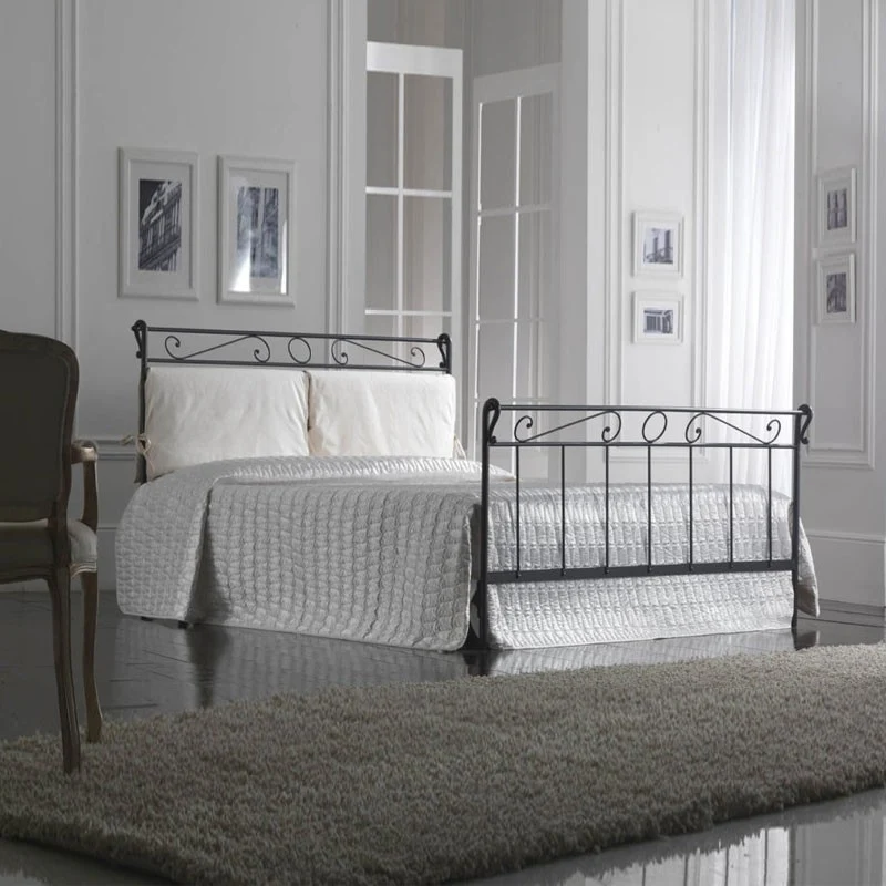 Letto in ferro una piaza e mezza con pediera Nero LEONARDO 130x218x h118 cm