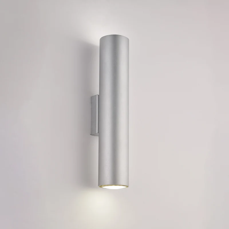 Applique in ferro laccato bianco GU10 con decorazione argento antico 2 luci H.30 - L.8 - P.6