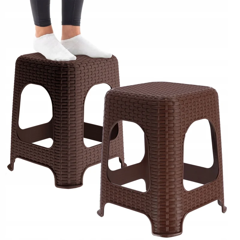 Sgabello da cucina KADAX con base antiscivolo, portata massima 120 kg.